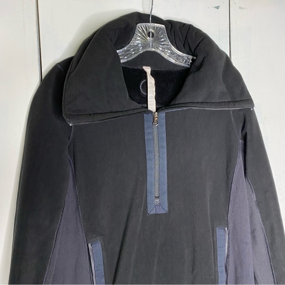 Lululemon half zip pullover fleece jacket size 6 - Picture 3 of 7